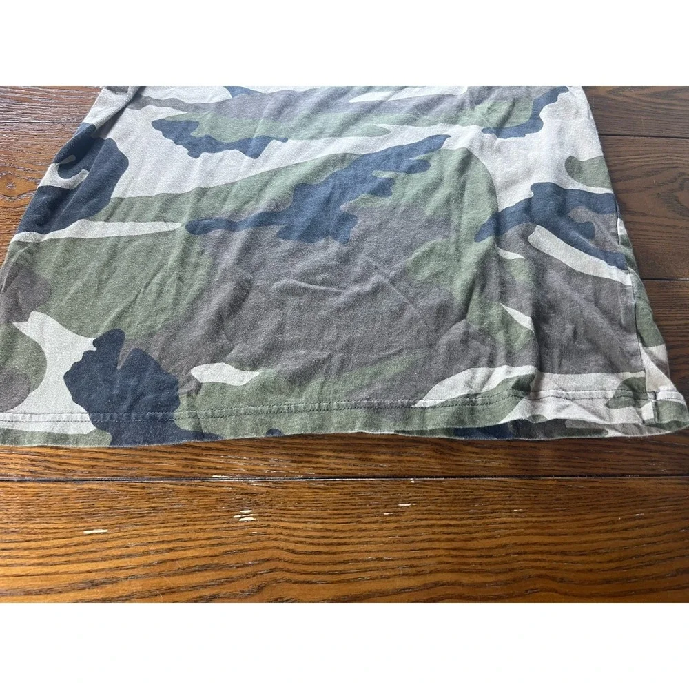 Adidas Originals Shirt Mens Medium Camo Trefoil Logo Graphic Tee
